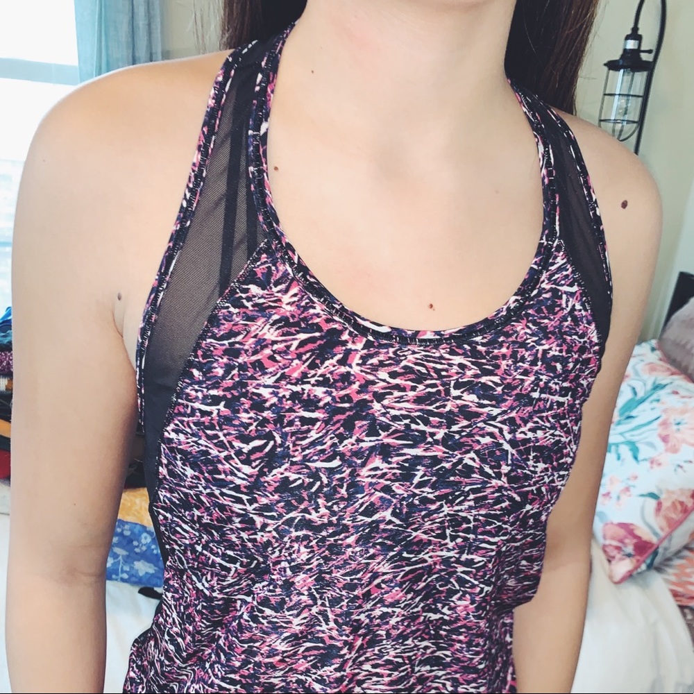 Lululemon tank top
